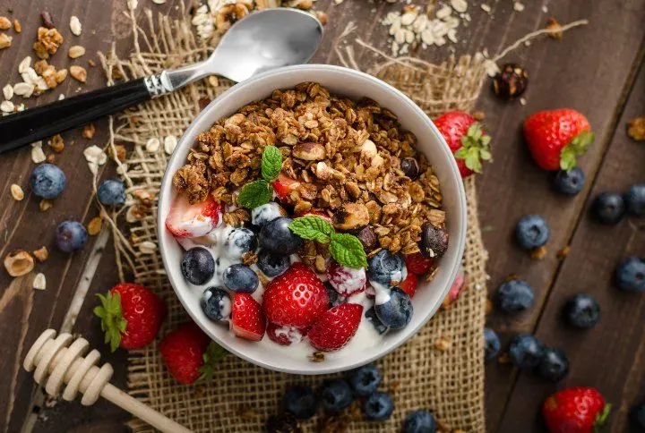Granola Goodness: Unveiling the Benefits of this Wholesome Delight