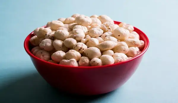 Can We Eat Makhana During Pregnancy? A Nutrit..