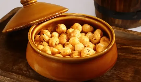 Can Makhana Be Eaten by People with Lactose Intolerance?