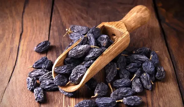 Does Munakka Protein Promote Healthy Skin and Hair?