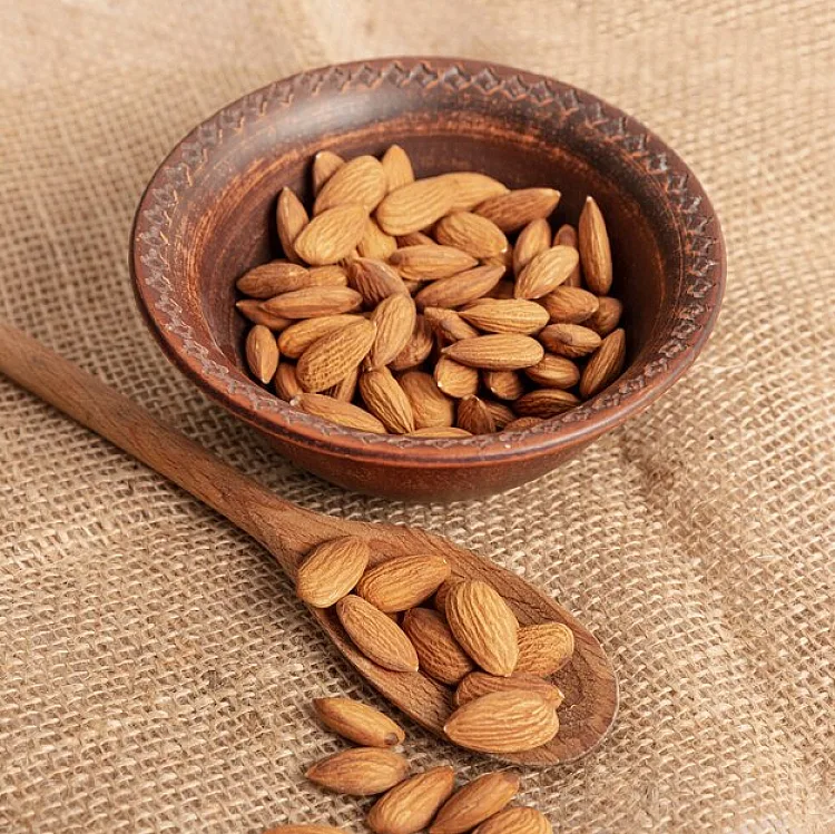 Roasted Salted Almonds: A Nutritious and Delicious Snack for Every Occasion