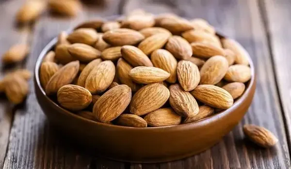 Which Energy Snacks Are Perfect for a Quick Midday Boost?