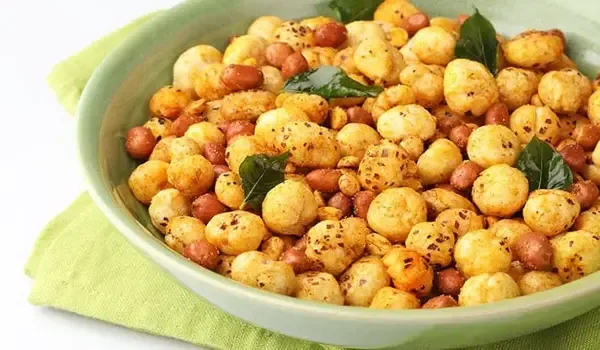 Makhana for Weight Loss: A Light Yet Satisfying Snack to Control Cravings