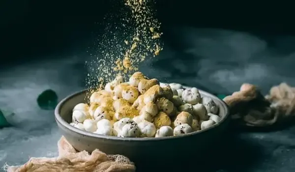 From Snack to Skincare: Unlocking Makhana Benefits for Skin Health
